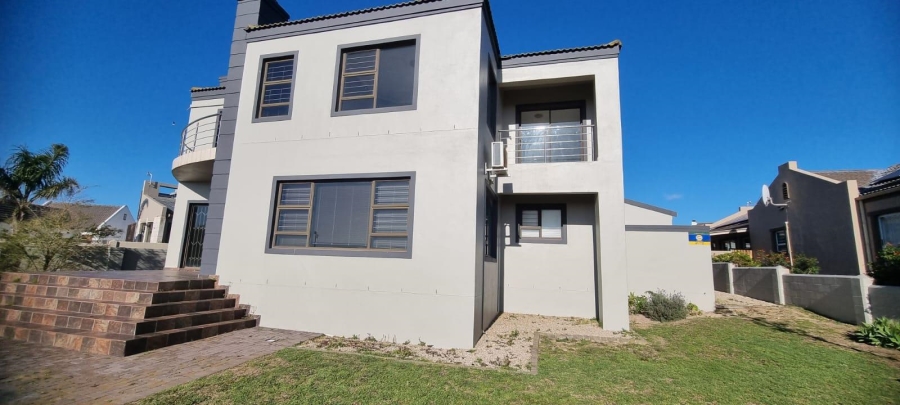 4 Bedroom Property for Sale in Country Club Western Cape